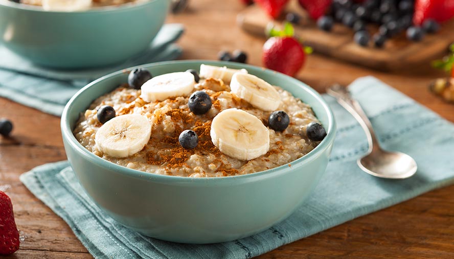 Oatmeal with fruit